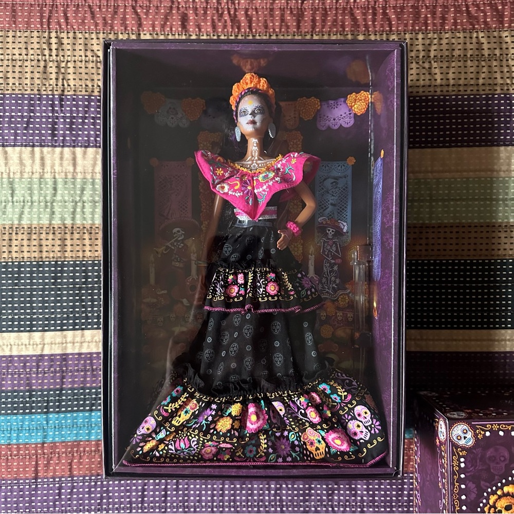 2021 Barbie Signature Dia de Muertos Doll